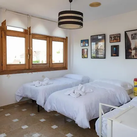 Casa Con Piscina *